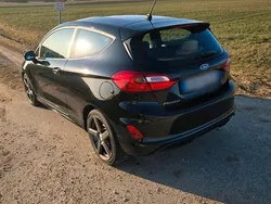 Schwarz Gebraucht 2018 Ford Fiesta ST-Line Kleinwagen | 10.000 € (Guter Preis)