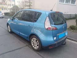 Blau Gebraucht 2015 Renault Scénic III Van / Kleinbus | 5.000 € (Guter Preis)