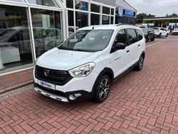 Weiß Gebraucht 2021 Dacia Lodgy Stepway Van / Kleinbus | 13.900 € (Fairer Preis)