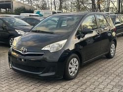 Schwarz Gebraucht 2012 Toyota Verso-S Life Van / Kleinbus | 4.490 € (Fairer Preis)