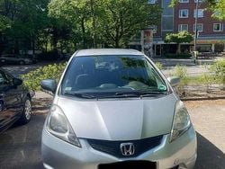 Grau Gebraucht 2010 Honda Jazz Comfort Kleinwagen | 6.500 € (Fairer Preis)