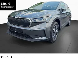Silber Neu 2025 Skoda Enyaq iV Loft SUV | 49.390 € (Guter Preis)