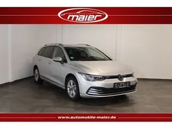 Reflexsilber metallic Gebraucht 2024 VW Golf VIII Life Kombi | 24.600 € (Guter Preis)