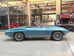 Blau Gebraucht 1966 Chevrolet Corvette Stingray Cabrio | 89.800 €
