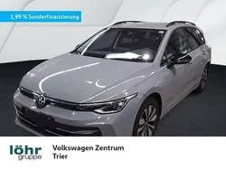 Mondsteingrau Gebraucht 2024 VW Golf VIII Goal Kombi | 32.980 € (Superpreis)