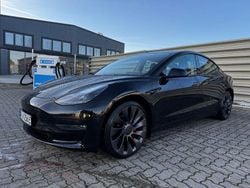 Schwarz Gebraucht 2023 Tesla Model 3 Performance Limousine | 33.900 € (Guter Preis)