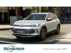 Oyster silvermetallic (metallic) Gebraucht 2024 VW Tiguan Design SUV | 31.490 € (Superpreis)