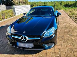 Schwarz Gebraucht 2019 Mercedes SLC180 Cabrio | 25.900 € (Teuer)