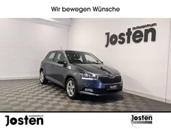 Grau (quarzgrau metallic) Gebraucht 2018 Skoda Fabia Cool Plus Limousine | 9.880 € (Fairer Preis)
