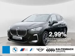 Grün Gebraucht 2024 BMW 218 Active Tourer M Sport Van / Kleinbus | 34.290 € (Fairer Preis)