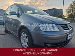Grau Gebraucht 2004 VW Touran Van / Kleinbus | 4.995 €