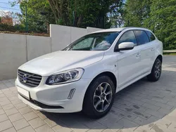Weiß Gebraucht 2016 Volvo XC60 Ocean Race SUV | 19.990 €