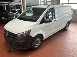 Weiß Gebraucht 2015 Mercedes Vito Van / Kleinbus | 8.700 € (Fairer Preis)