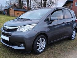 Grau Gebraucht 2012 Subaru Trezia Comfort Van / Kleinbus | 10.200 €