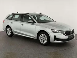 Brilliant silber metallic Neu 2025 Skoda Octavia Selection Kombi | 32.045 € (Superpreis)