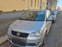Silber Gebraucht 2009 VW Touran Van / Kleinbus | 3.799 € (Guter Preis)