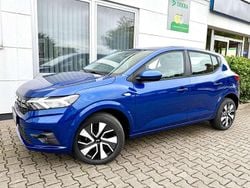 Blau Neu 2025 Dacia Sandero Expression Kleinwagen | 16.795 € (Guter Preis)