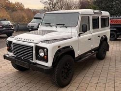 Weiß Gebraucht 2011 Land Rover Defender SE Kombi | 33.200 € (Superpreis)