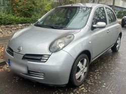 Silber Gebraucht 2005 Nissan Micra Kleinwagen | 1.350 €