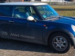 Gebraucht 2003 Mini ONE Kleinwagen | 3.000 € (Etwas zu teuer)