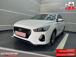 Weiß Gebraucht 2018 Hyundai i30 Pure Limousine | 12.890 € (Guter Preis)
