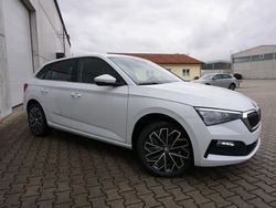 Moon weiß Gebraucht 2023 Skoda Scala Style Kleinwagen | 22.895 € (Fairer Preis)