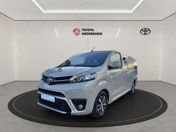 Sandstein metallic Gebraucht 2022 Toyota Proace Verso Comfort Kombi | 32.888 € (Guter Preis)