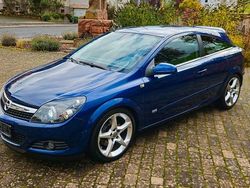 Blau Gebraucht 2008 Opel Astra OPC Kleinwagen | 4.999 € (Teuer)