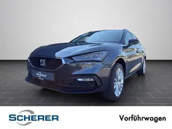 Magnetic grau metallic Gebraucht 2025 Seat Leon Style Kombi | 30.990 € (Fairer Preis)