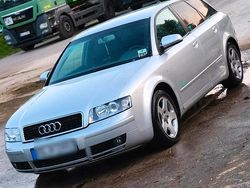 Silber Gebraucht 2001 Audi A4 Kombi | 2.200 € (Teuer)