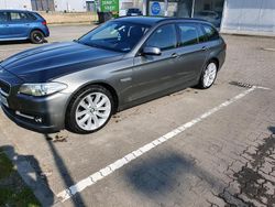 Grau Gebraucht 2014 BMW 530 Comfort Edition Kombi | 10.600 € (Guter Preis)