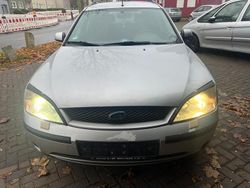 Silber Gebraucht 2002 Ford Mondeo Ghia Kombi | 1.300 € (Guter Preis)