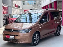 Copper bronze metallic Gebraucht 2021 VW Caddy Move Van / Kleinbus | 30.990 € (Fairer Preis)