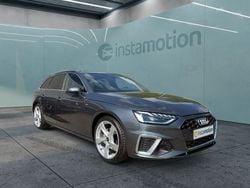 Grau Gebraucht 2023 Audi A4 Sport Van / Kleinbus | 39.640 €
