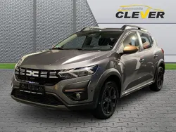 Grau Neu 2025 Dacia Sandero Extreme Kleinwagen | 22.680 € (Etwas zu teuer)