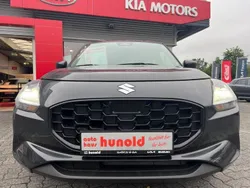 Schwarz Neu 2025 Suzuki Swift Club Limousine | 19.590 €