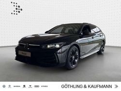Grenadillschwarz metallic Neu 2025 VW Passat R-line Kombi | 52.090 € (Etwas zu teuer)