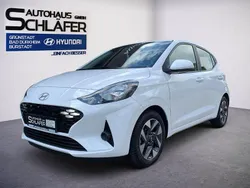 Weiß Gebraucht 2024 Hyundai i10 Trend Kleinwagen | 17.990 € (Fairer Preis)