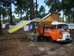 Orange Gebraucht 1976 VW T2 Van | 15.000 €