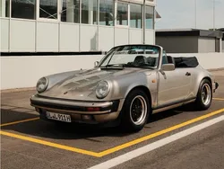 Silber Gebraucht 1984 Porsche 911 Carrera Cabriolet Cabrio | 58.000 €