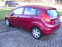 Andere farbe Gebraucht 2009 Ford Fiesta Trend Kleinwagen | 7.000 €