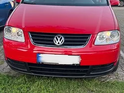 Rot Gebraucht 2005 VW Touran Van / Kleinbus | 3.500 € (Fairer Preis)