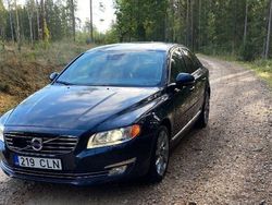 Grau Gebraucht 2015 Volvo S80 Limousine | 20.000 €