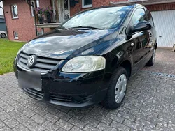 Schwarz Gebraucht 2006 VW Fox Kleinwagen | 1.200 € (Fairer Preis)