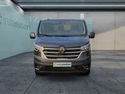 Grau Gebraucht 2024 Renault Trafic Van | 40.949 € (Teuer)