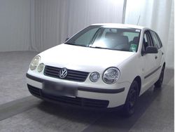 Weiß Gebraucht 2004 VW Polo Kleinwagen | 2.000 € (Etwas zu teuer)