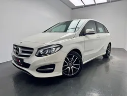 Weiß Gebraucht 2017 Mercedes B200 Urban Van / Kleinbus | 17.735 € (Fairer Preis)