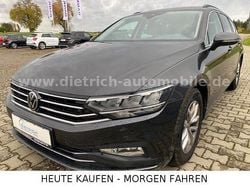 Grau Gebraucht 2023 VW Passat Kombi | 20.990 € (Guter Preis)