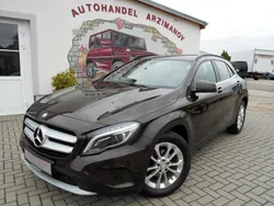 Braun Gebraucht 2014 Mercedes GLA200 SUV | 14.449 € (Etwas zu teuer)