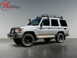 Silber Gebraucht 2018 Toyota Land Cruiser SUV | 56.000 € (Guter Preis)